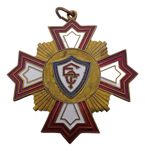 Antigua Insignia De Laton