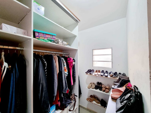 Imagem 11 de 29 de Casa Residencial 4 Dormitórios Sendo 2 Suítes, Área De Lazer Com Churrasqueira, 220 Metros De Área Útil, Excelente Localização No Bairro San Remo - Pr - Ca1413_gprdo
