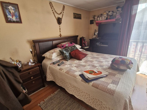 Hogares, Vende Amplia Casa 5d2b - Metro Las Parcelas - Avda.