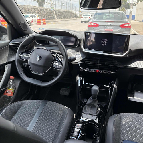 Peugeot 2008 1.2 Suv allure / allure pack 5p At