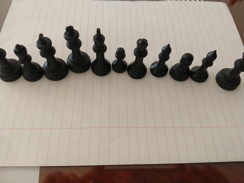 Piezas/ Juego De Ajedrez - Chess (Usado)