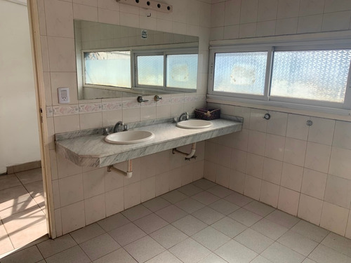 Imagen 9 de 11 de Del Viso/ En Alquiler / Salón 1*piso 280m2.