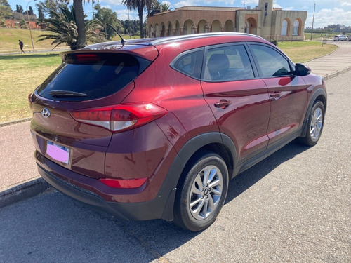 Imagen 4 de 5 de Hyundai Tucson 2016 2.0 Gl 154cv 6mt 2wd