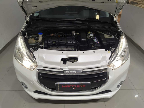 Imagen 14 de 18 de Peugeot 208 2016 1.6 Feline Pack Cuir