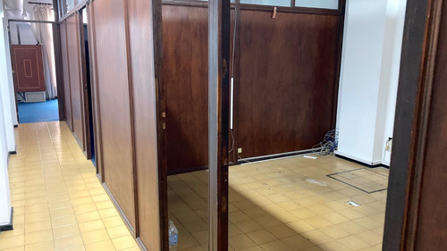 Imagen 8 de 18 de Venta Oficina 3 Privados + Baño + Recepcion