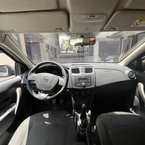 Renault Logan AUTHENTIQUE MT 1.6CC 2020