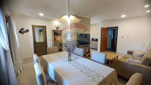 Venta 6 Amb Con Piscina Y Quincho - Campana Centro