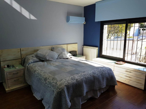 Familia Gde 4 Dorm 4 Baños Jardin 900 Mts Piscina Barbacoa