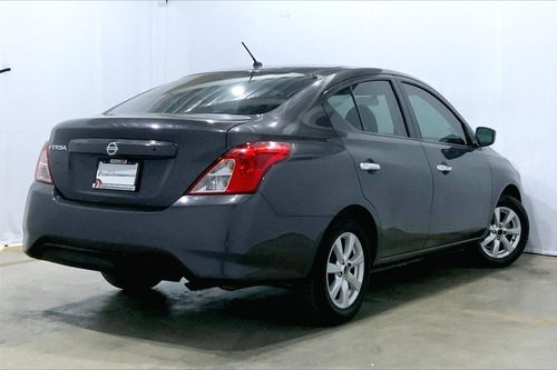Imagen 13 de 25 de Nissan Versa Sedan 4 Pts Sense, Tm5, A/ac, Ve