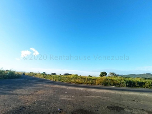 Imagen 2 de 13 de Leida Falcon Rentahouse Vende Terreno En Castillito San Diego 22-6724 Lf