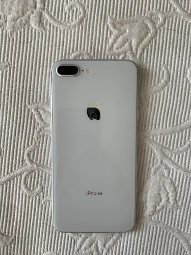 iPhone 8 Plus - Color Plata - 256 Gb - 3 Gb Ram (Usado)