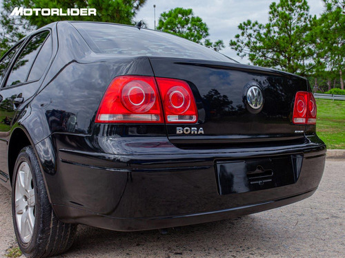 Imagen 20 de 25 de Volkswagen Bora 2.0 Trendline Ex. Full | Permuta / Financia