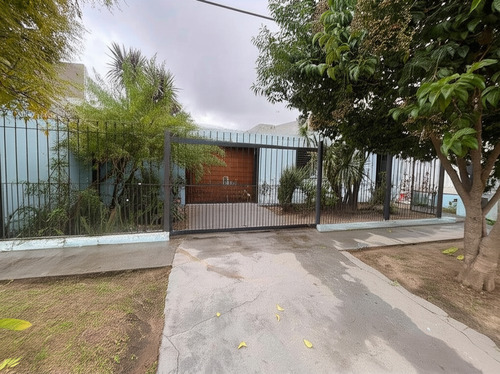 Venta Casa 3 Dormitorios Río Cuarto Con Galpón