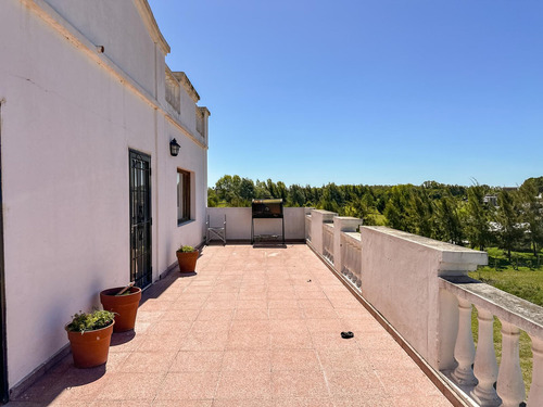 Venta De Casa En Barrio Estancia De La Macarena
