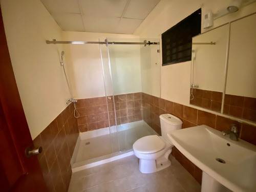 Apartamento En Venta En El Vergel, Santo Domingo