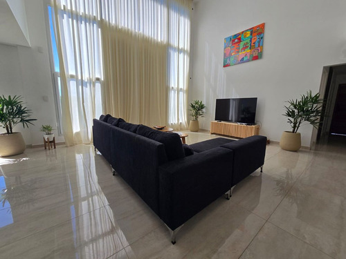 Venta Casa Barrio Carpinchos Nordelta Con Pileta