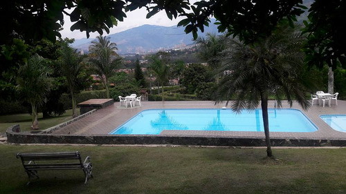 Finca De Recreo Por Fines De Semana En Copacabana 