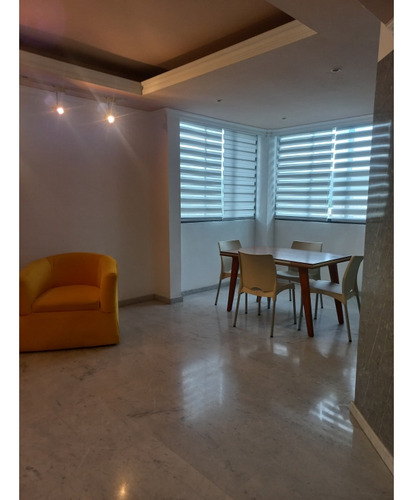 Alquiler Apartamento Urbanización La Soledad, Resd. Deyalud