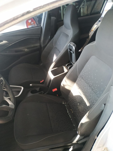 Imagem 6 de 14 de Chevrolet Onix Lt Turbo Plus 2020 1.0 Automatico