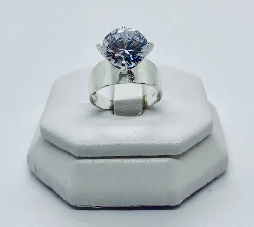 Anillos de compromiso anchos best sale
