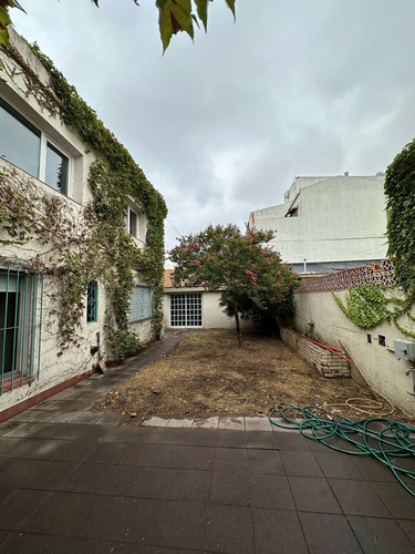 Casa Sobre Av T Edison 846