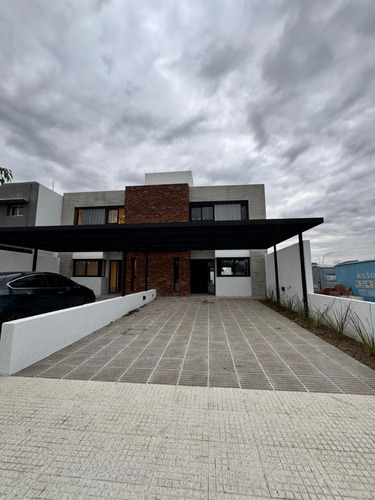 La Luisita !! Disponible De Inmediato Dúplex A Estrenar!