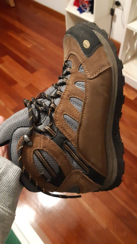 Botas Hi Tec