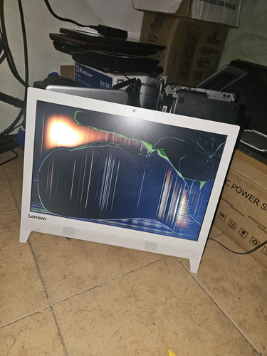 Lenovo Ideacentre 310-20iap Piezas (Usado)