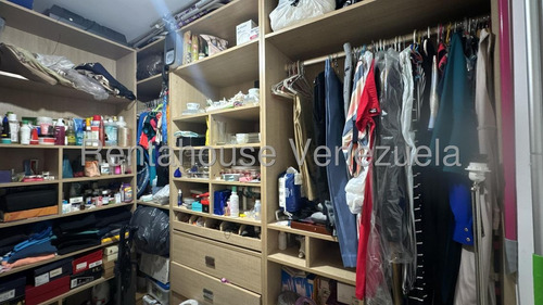 Apartamento En Venta En Sabana Grande ( 25-16457)