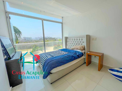 Cad Aura D 102. 3 Terrazas, Vista A Las Áreas Comunes. Con Club De Playa