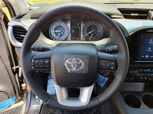 Toyota Hilux 2.8 Dc 4x4 Tdi Srx At6 2024