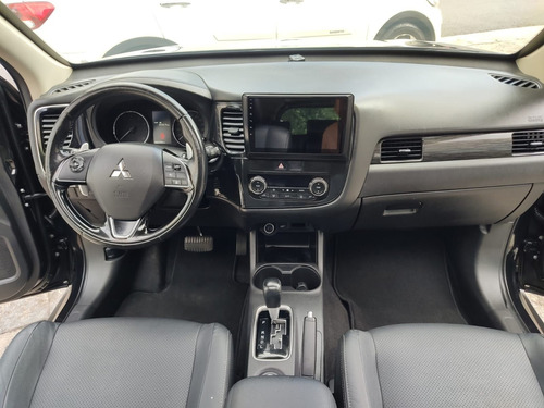 Mitsubishi Outlander 3.0 GT 4X4 V6 24V GASOLINA 4P AUTOMÁTICO
