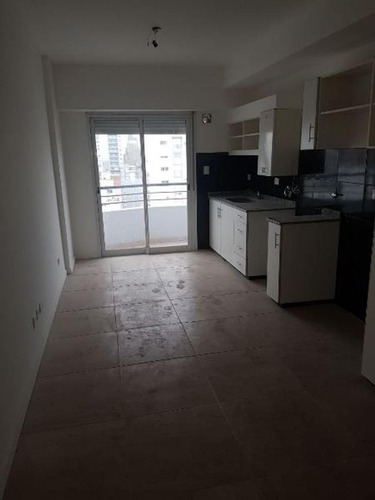 Imagen 10 de 11 de Departamento 2 Amb. C/cochera