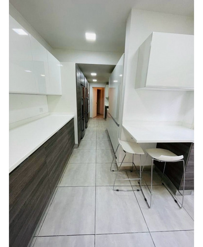 Se Alquila Casa 400m2 Altamira 8365