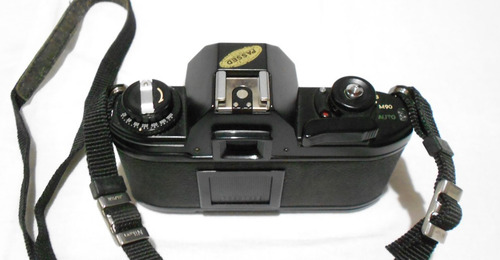 Câmera Nikon Em Analógica - Corpo