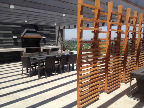 Depto. Frente A Metro Los Dominicos. 2 D+2 B. Cod 41100