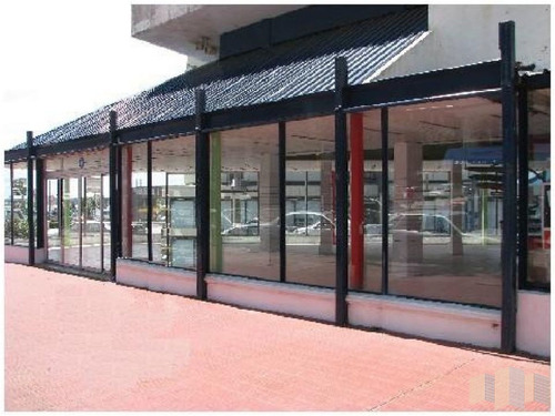 Imagen 5 de 15 de Local En Punta Del Este, Peninsula