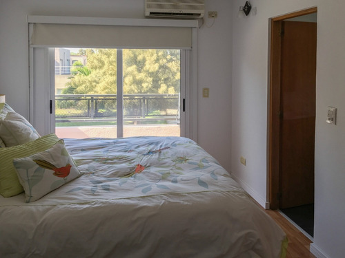 Imagen 6 de 14 de Venta De Impecable Propiedad, En El Lauquen
