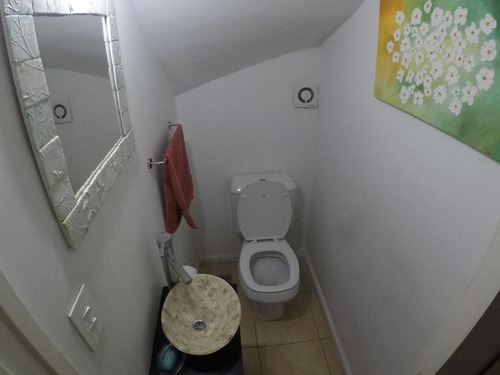 Triplex En Complejo Cerrado - Bella Vista