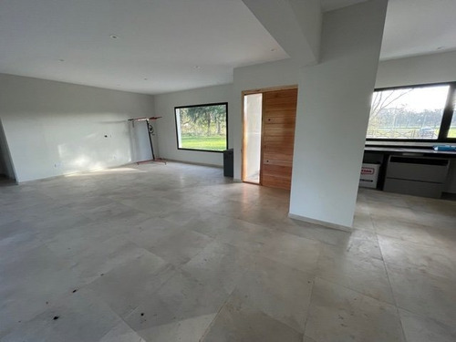 Imagen 23 de 30 de Casa Quinta A Estrenar!!! - Barrio De Chacras Malvinas - Brandsen