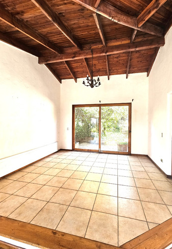 Casa En Lo Cañas ¡espectacular Oportunidad De Inversión!