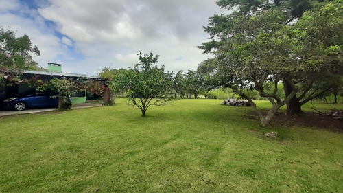 Casa De Campo Con Piscina Climatizada Y Cerrada
