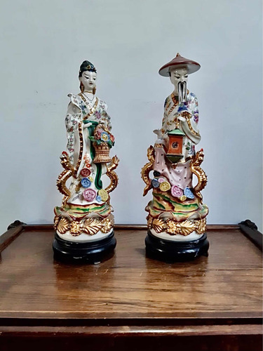 Antiguas Figuras Japonesas De Porcelana De 37 Cm