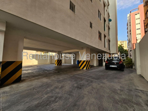 Exclusivo Apartamento En Venta Urb. San Isidro, Zona Norte Maracay, Planta Eléctrica Y Pozo, 25-12462 Mv