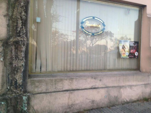 Casa Más Comercio En Padrón Esquina Acepta Banco!!! Rentado