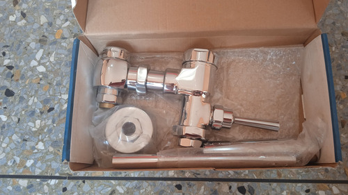 Imagen 1 de 2 de Fluxometro Wequp Para Urinario. Nuevo
