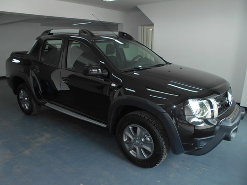 Renault Duster Oroch 2.0 Outsider Plus
