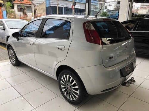 Fiat Punto 1.8 Hlx 8v Flex 4p Manual 2010/2010