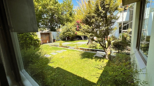 Regia Casa Con Gran Terreno Colindante Pwcc Y Pasos Grange