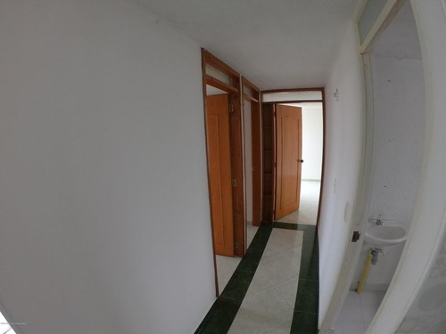 Apartamento En Ciudadela Cafam Ii Rah Co: 21-1345